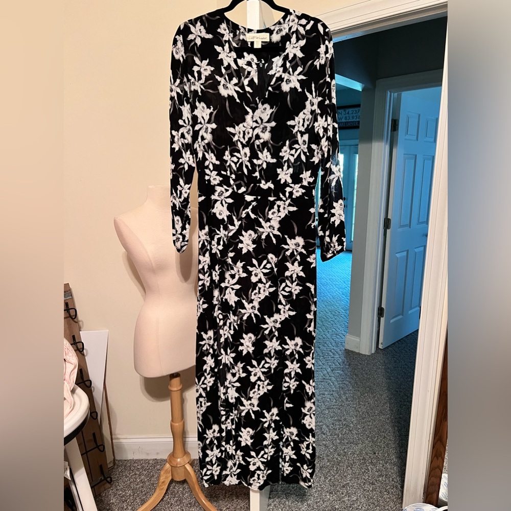 Lost in Lunar Dress